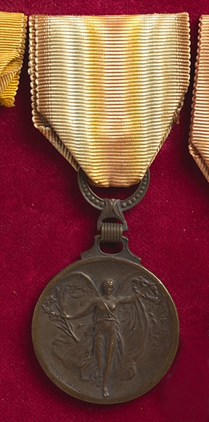 1916-18 Inter-Allied Victory Medal with miniature. (G. Kondylis)